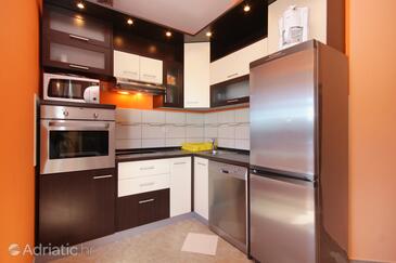 Apartments by the sea Karbuni, Korčula - 9308