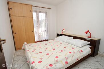 Apartments by the sea Zavalatica, Korčula - 9315