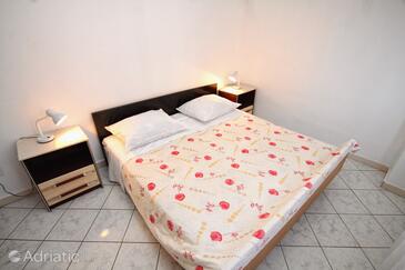 Apartments by the sea Zavalatica, Korčula - 9315