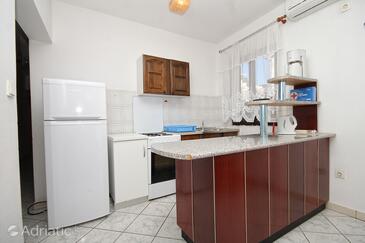 Apartments by the sea Zavalatica, Korčula - 9315