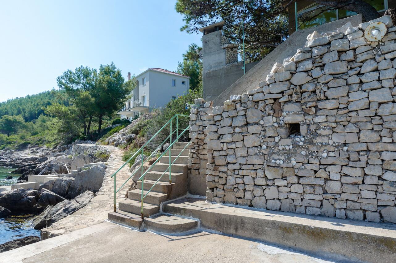 Courtyard - Apartments by the sea Cove Zaglav, Korčula