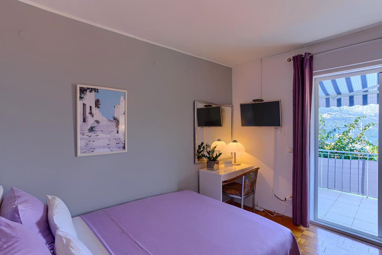 A-9321-a - Private accommodation - Apartments by the sea Korčula
