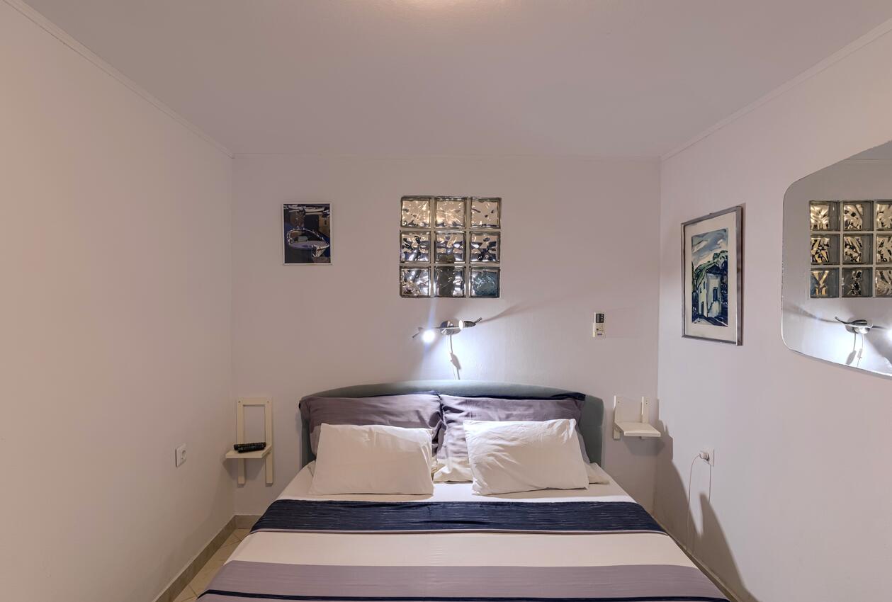 A-9321-b - Private accommodation - Apartments by the sea Korčula
