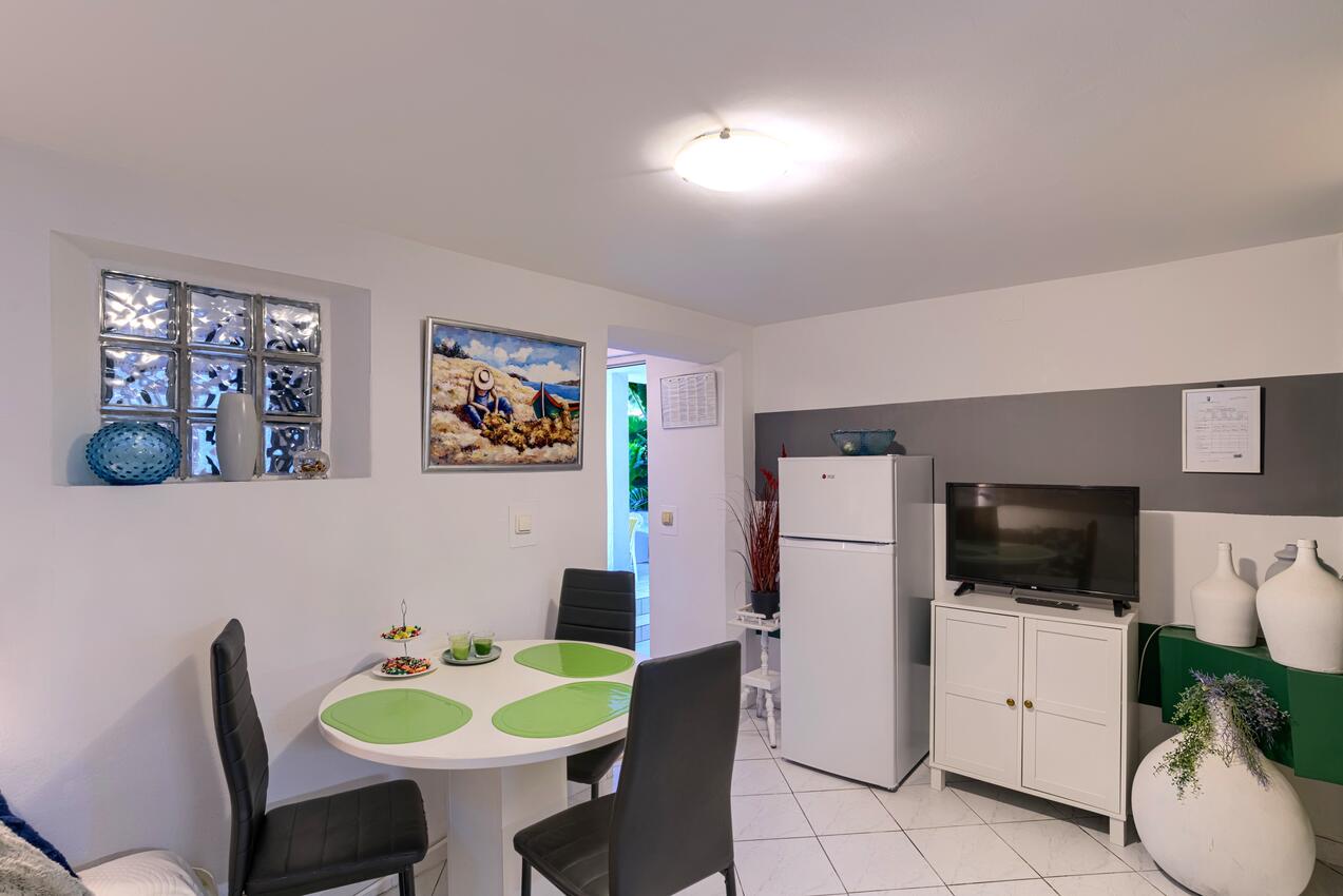 A-9321-b - Private accommodation - Apartments by the sea Korčula