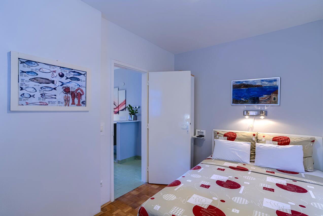 A-9321-c - Private accommodation - Apartments by the sea Korčula