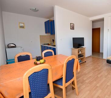 Apartments with parking space Novalja, Pag - 9336