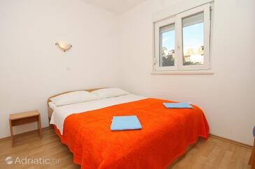 Leiligheter med parkering Novalja, Pag - 9336