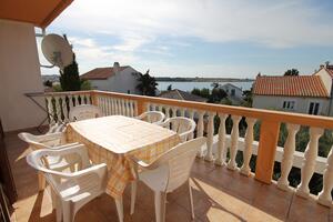 3-Zimmer-Ferienwohnung Novalja, Pag (A-9339-c(