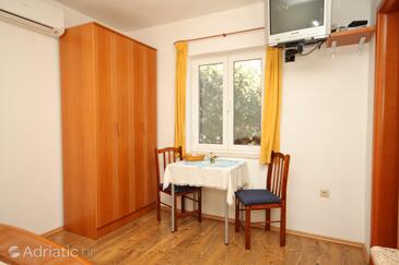 Apartmani uz more Novalja, Pag - 9349