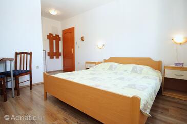 Apartments by the sea Novalja, Pag - 9349