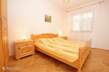 Апартаменты у моря Паг - Pag - 9355