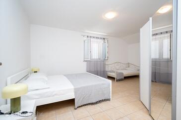 Appartamenti con piscina Zubovici, Pago - Pag - 9365