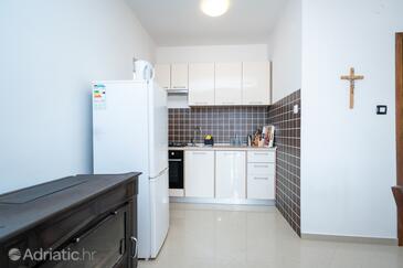 Apartmanok medencével Zubovici, Pag - 9365