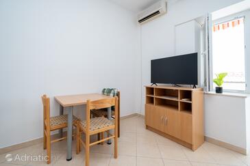 Apartments with swimming pool Zubovići, Pag - 9365