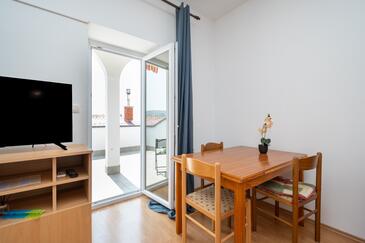 Zubovići, Sufragerie în unitate de cazare tip studio-apartment, animale de companie sunt acceptate şi WiFi.