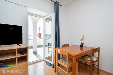 Apartments with swimming pool Zubovići, Pag - 9365
