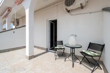 Apartments with swimming pool Zubovići, Pag - 9365