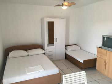 Apartmány u moře Stara Novalja, Pag - 9368