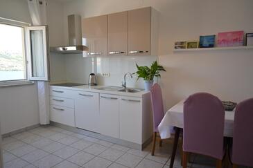 Apartments with parking space Pag - 9388