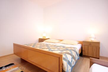 Apartamentos con parking Pag - 9388