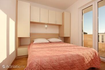 Apartments with parking space Novalja, Pag - 9403