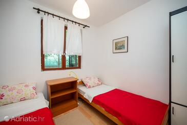 Lejlighedens parkeringsplads Mandre, Pag - 9420