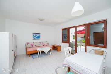 Apartments with parking space Mandre, Pag - 9420