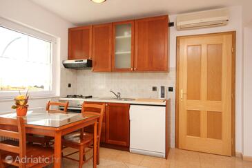 Ferienwohnungen am Meer Marina, Trogir - 9422