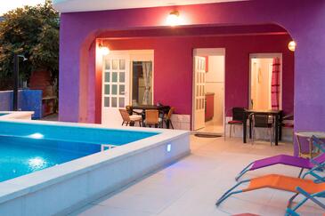 Haus am Meer mi Pool Seget Vranjica, Trogir - 9429