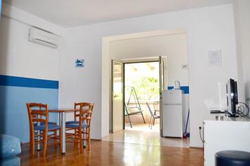 Apartments by the sea Duće, Omiš - 943