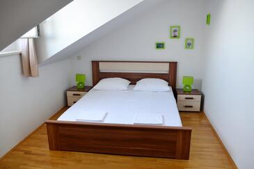 Apartmani uz more Duće, Omiš - 943