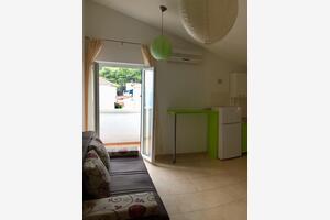 Jednopokojový apartmán Duće Jednopokojový apartmán Duće, Omiš (A-943-c)