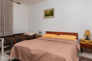 Appartamenti accanto al mare Sumpetar, Almissa - Omiš - 9435