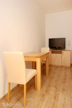 Apartmanok parkolóhellyel Duce, Omis - 9437