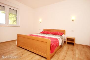 Apartments with parking space Duće, Omiš - 9437