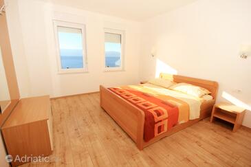 Apartments with parking space Duće, Omiš - 9437