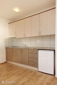 Apartmaji s parkingom Duće, Omiš - 9437