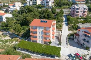 Апартаменты с парковкой Дуче - Duće, Омиш - Omiš - 9437