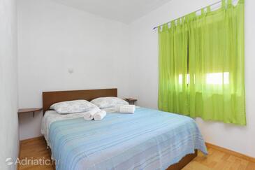 Ferienwohnungen am Meer Slatine, Ciovo - 9453