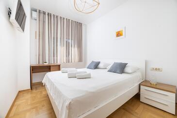 Apartments by the sea Duće, Omiš - 946