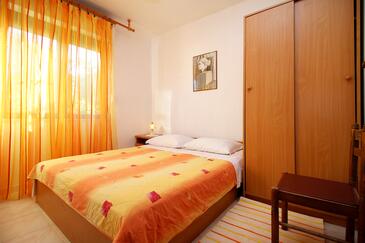 Apartmaji s parkingom Bilo, Primošten - 9467