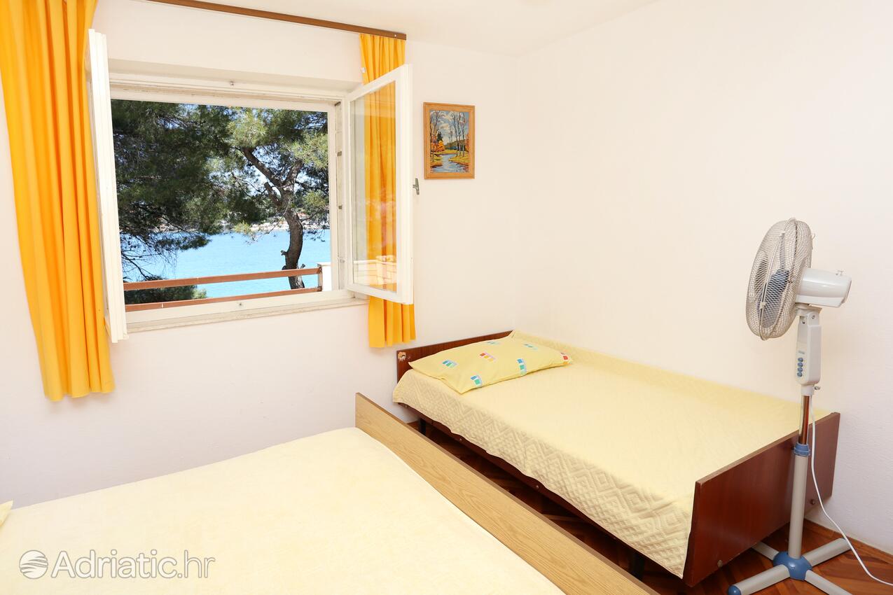 A-9480-a - Private accommodation - Apartments by the sea Lumbarda, Korčula