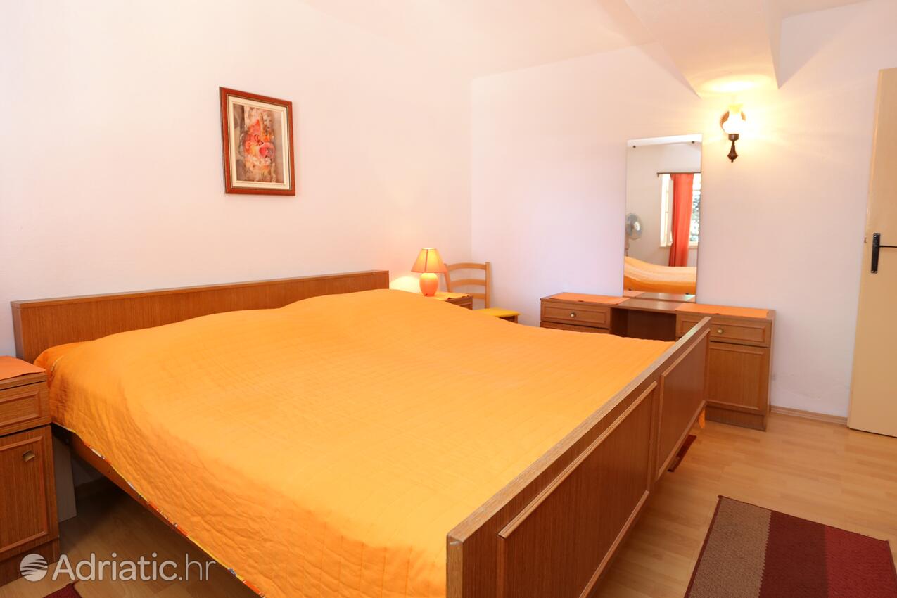 A-9480-a - Private accommodation - Apartments by the sea Lumbarda, Korčula