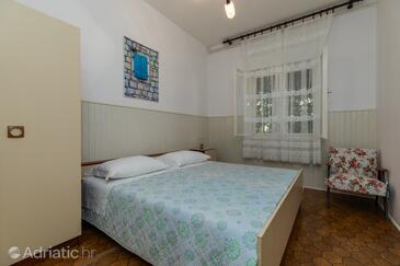 Apartments by the sea Sumpetar, Omiš - 949