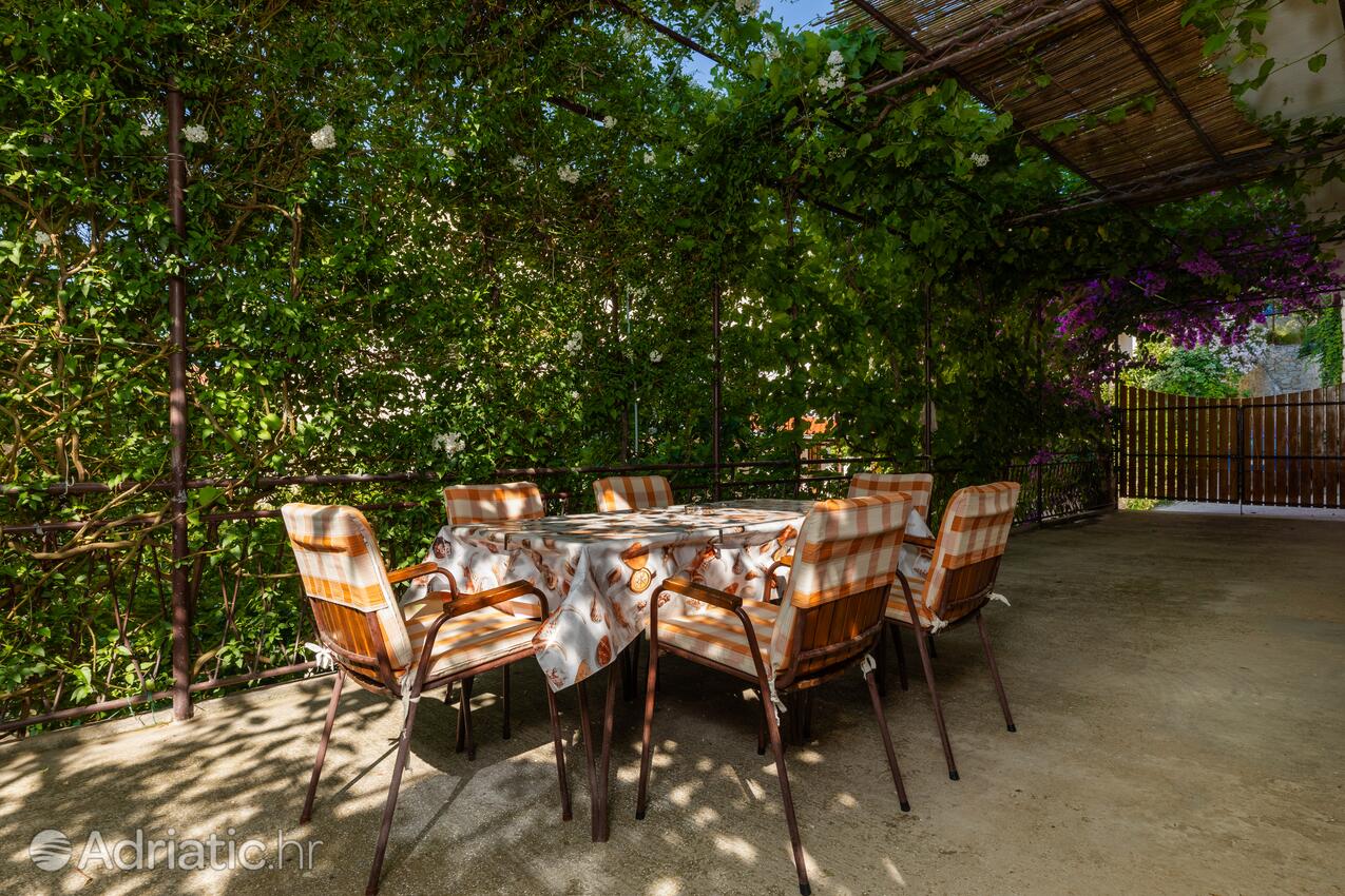 Appartamenti accanto al mare Sumpetar, Almissa - Omiš - 949