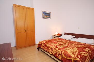 Družinski apartmaji ob morju Jezera, Murter - 9502