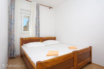 Ferienwohnungen mit Parkplatz Marusici, Omis - 954