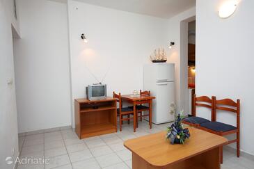 Apartments with parking space Marušići, Omiš - 962