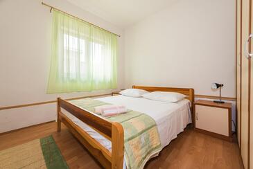 Apartamentos junto al mar Grebastica, Sibenik - 965