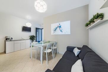 Apartments with parking space Rabac, Labin - 9652